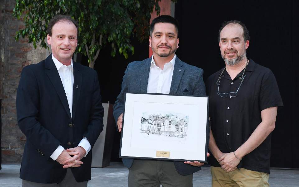 Pablo Ruiz recibe el Premio Alumni UAH 2024