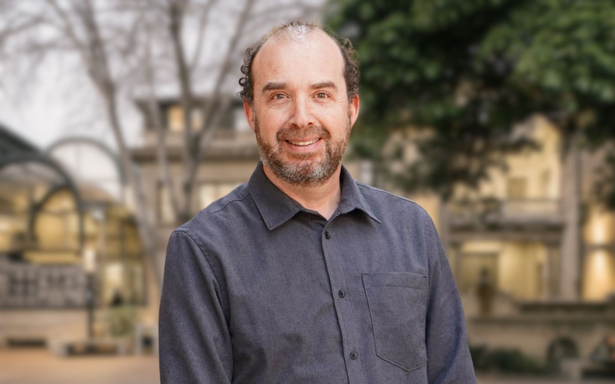 Álvaro Soto asume nuevo periodo como decano de la Facultad de Psicología