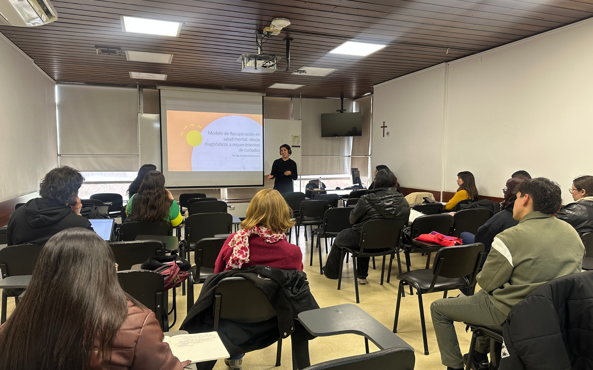 Postítulo en Psicoterapia Sistémica Relacional realiza su segundo seminario con foco en salud mental